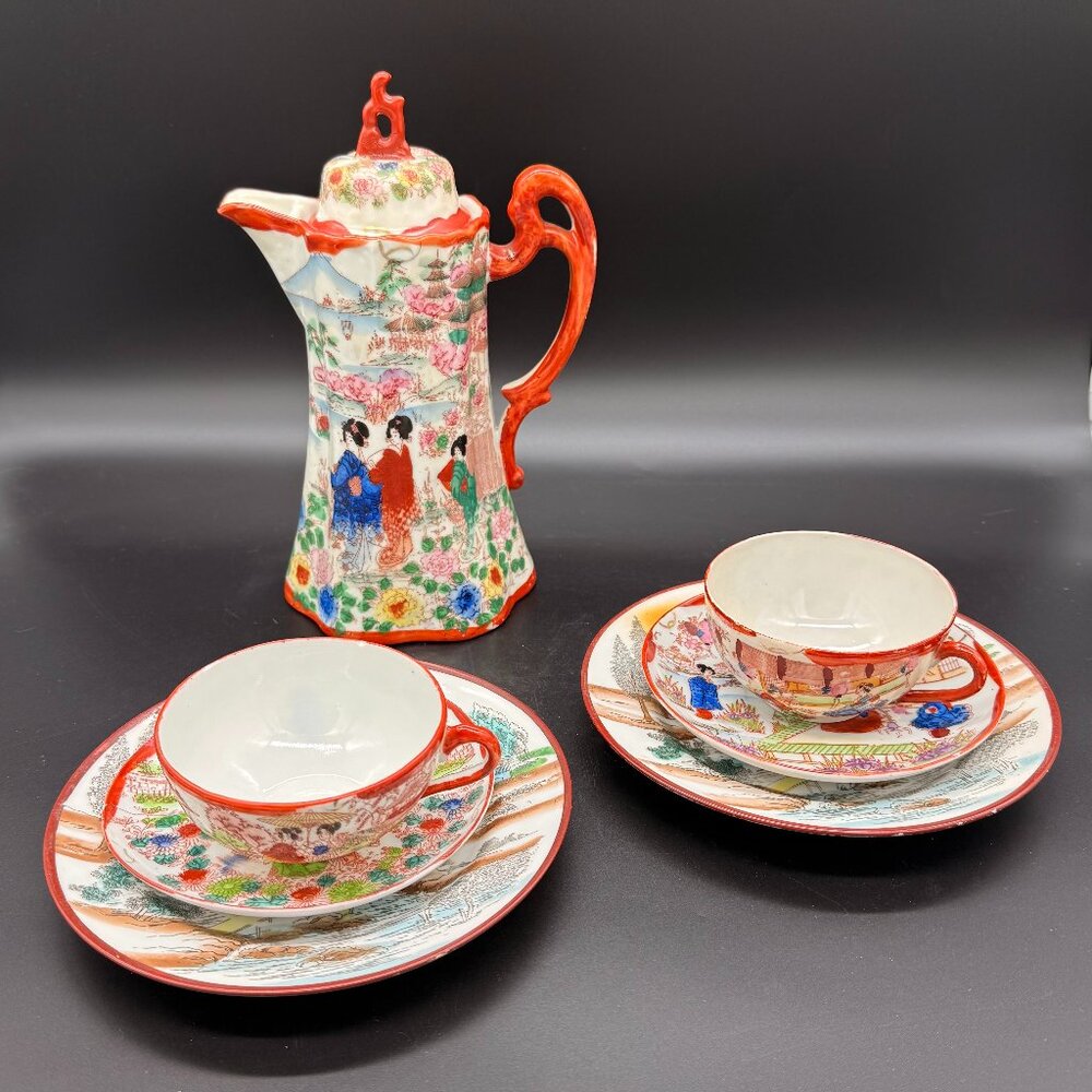 Vintage Japanese Geishaware Painted Teapot, 2 teacups and Saucers & 2 Plate Set